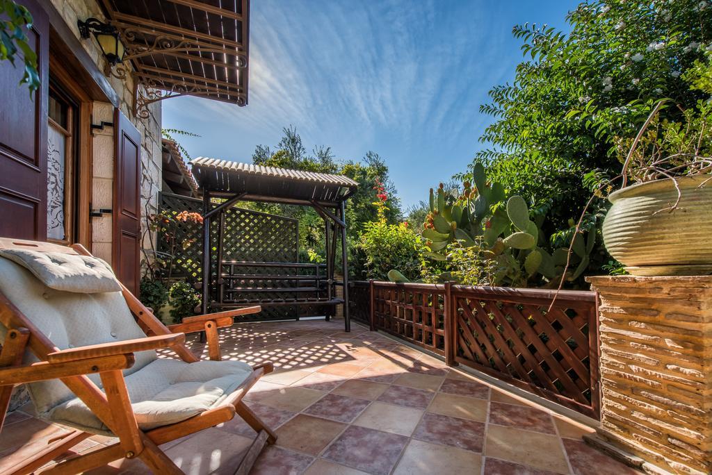 Ktima Kourou Guest House พลานอส ห้อง รูปภาพ