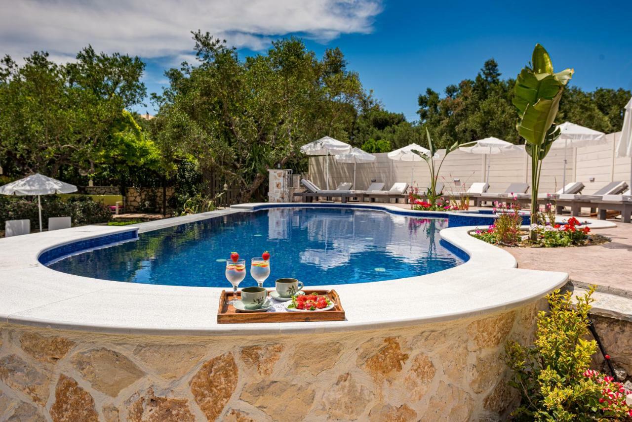 Ktima Kourou Guest House พลานอส ภายนอก รูปภาพ